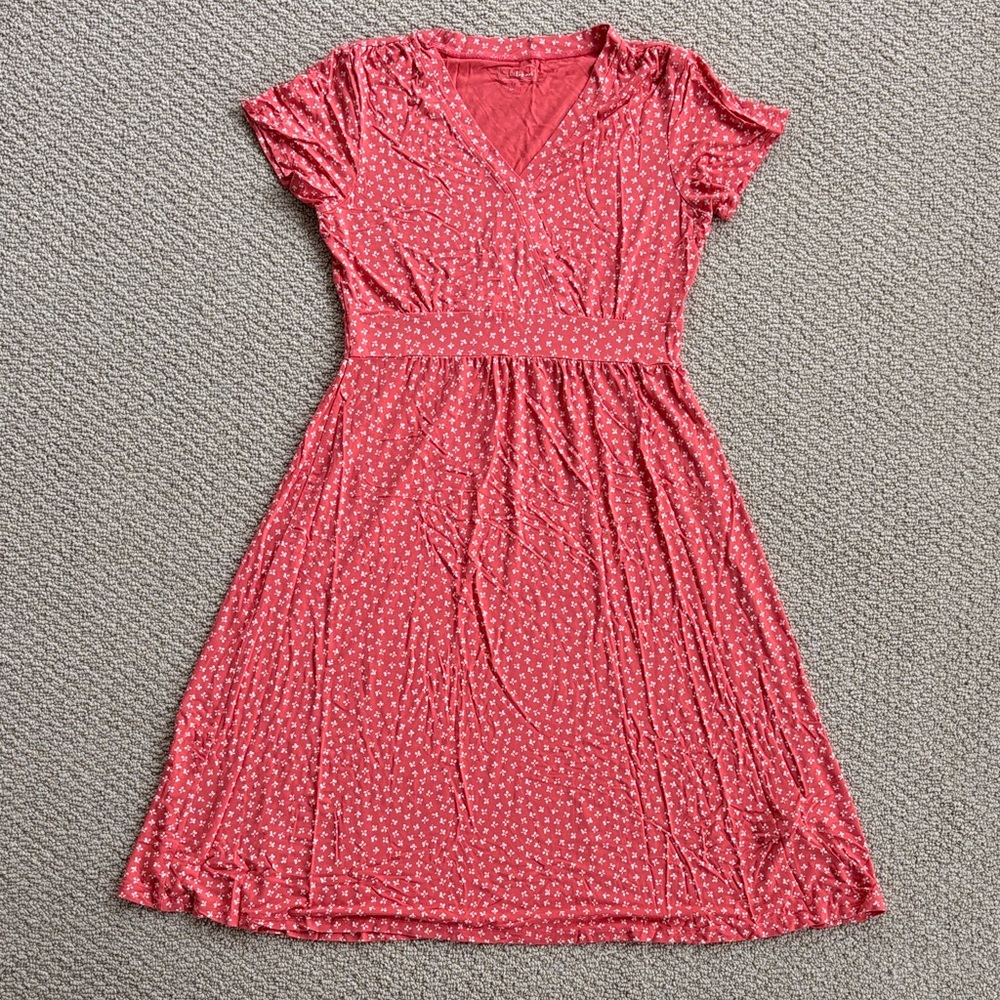 LL Bean Coral ditsy flower knit dress
